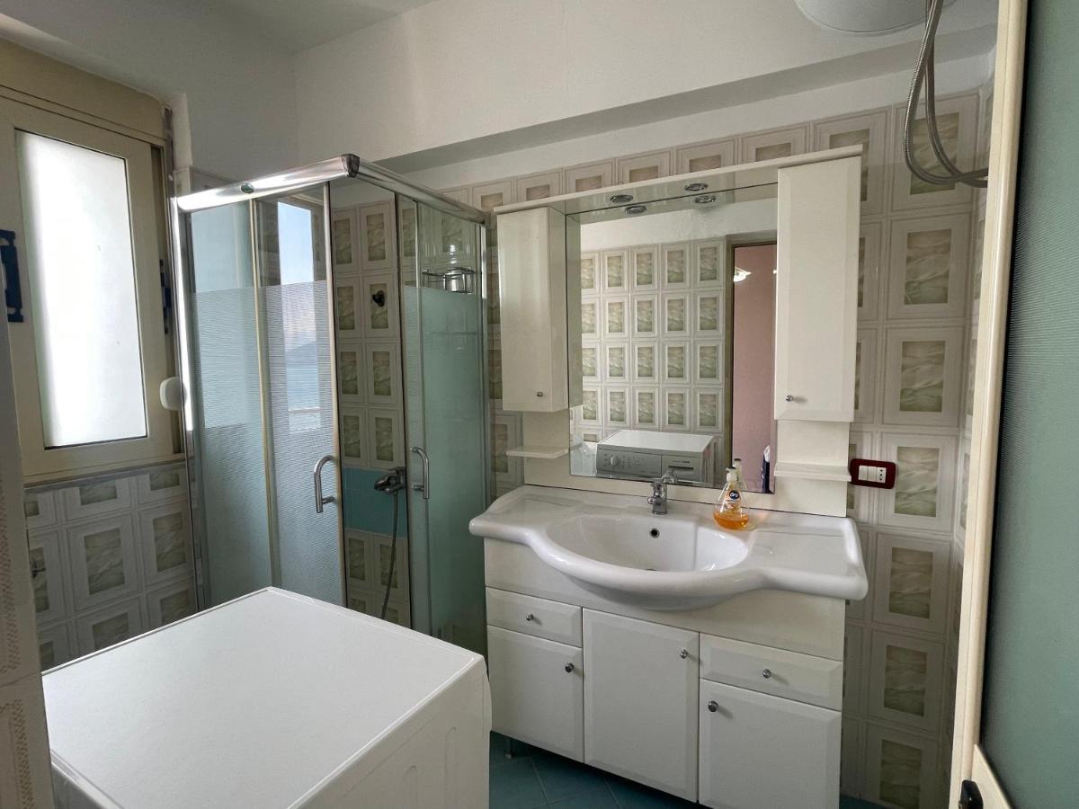 Sea View Apartment Vlore Exterior photo